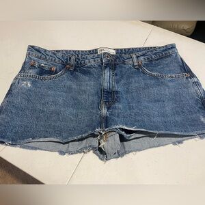 Zara denim skirt shorts.  Never worn. Size 12